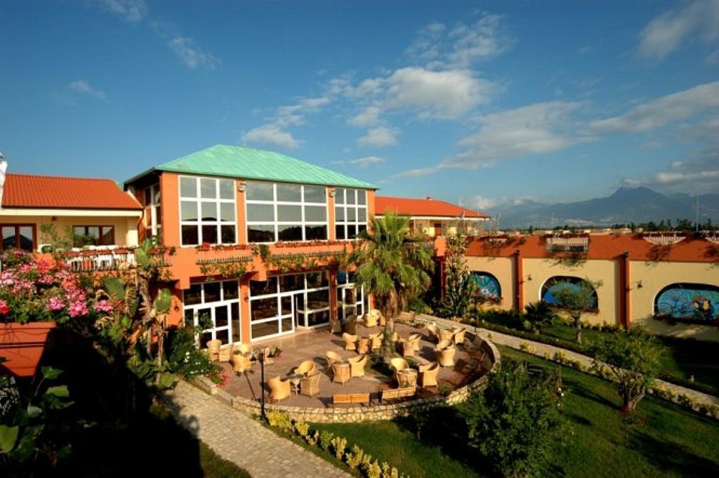 Minerva Club Resort & Golf Marina di Sibari Exterior photo
